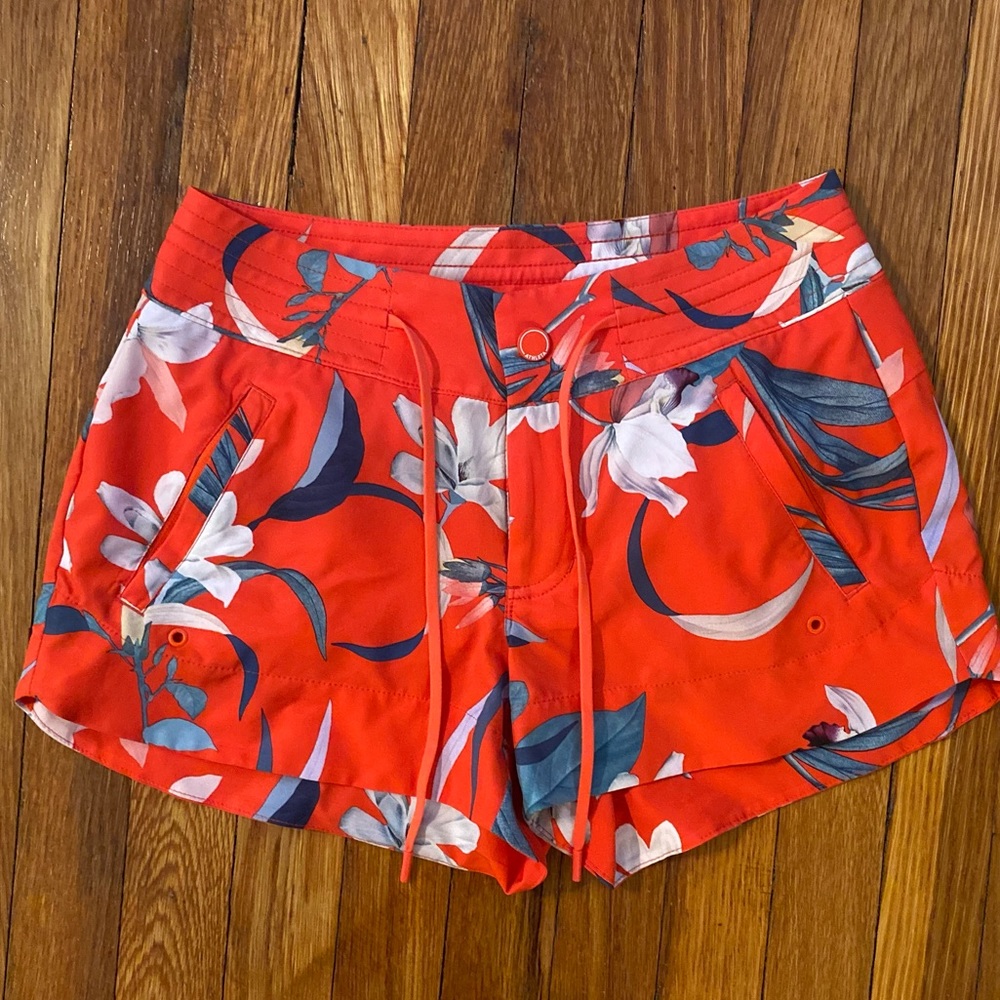 Athleta Size 0 Shorts Board Shorts Red Floral